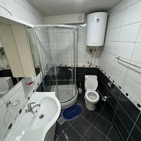 By Gucci Apartmán Skopje