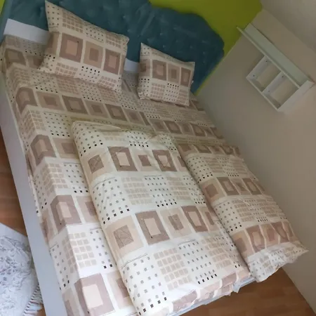 By Gucci Apartmán Skopje